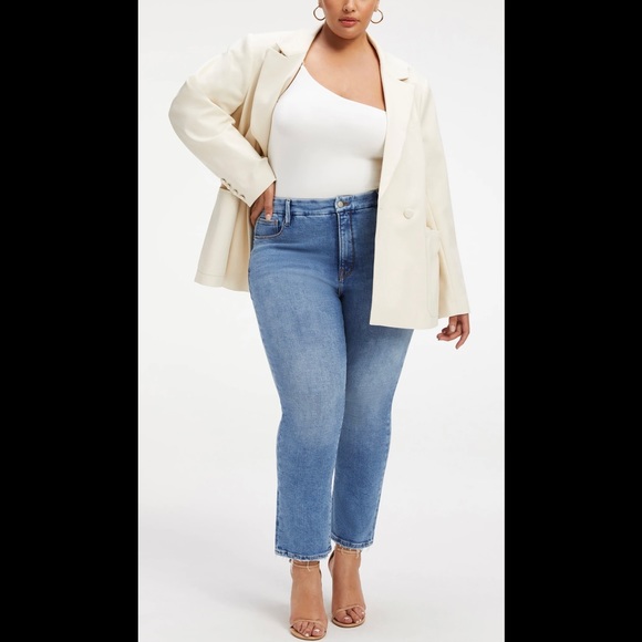 Good American Jeans - Picture 4 of 9